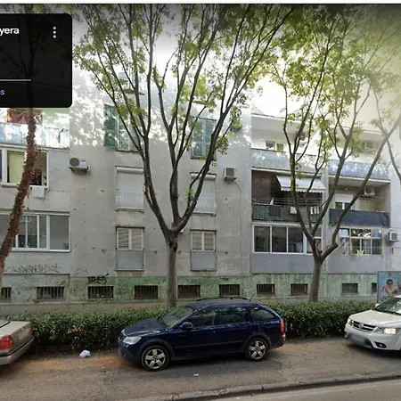 Yakov Free Public Parking And Balcony *